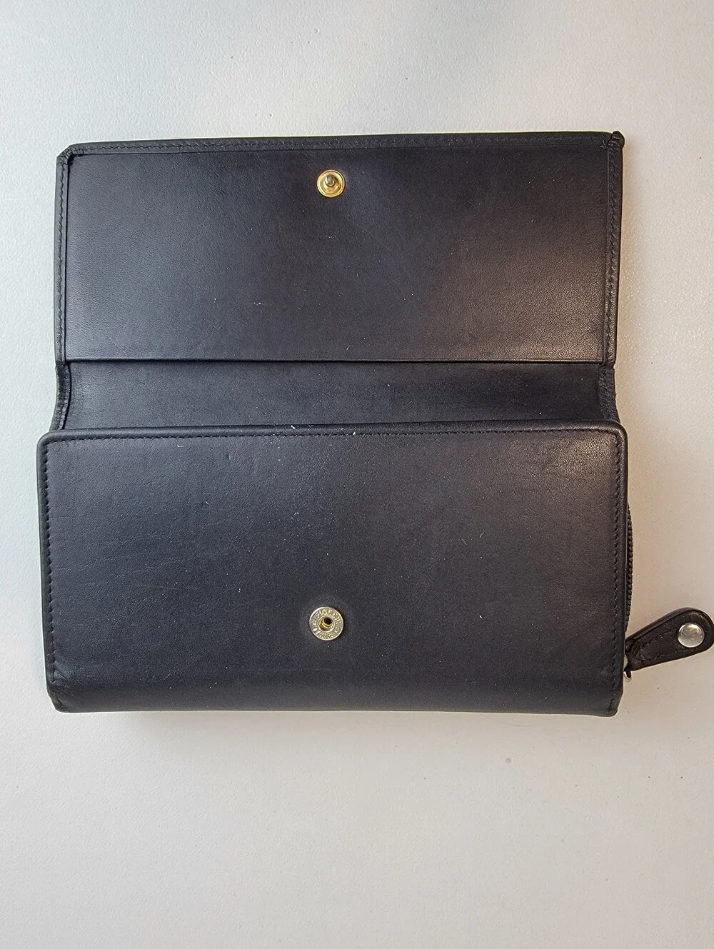 Vtg. Coach New York Trifold Checkbook Wallet Black Glove Leather Stamped Logo